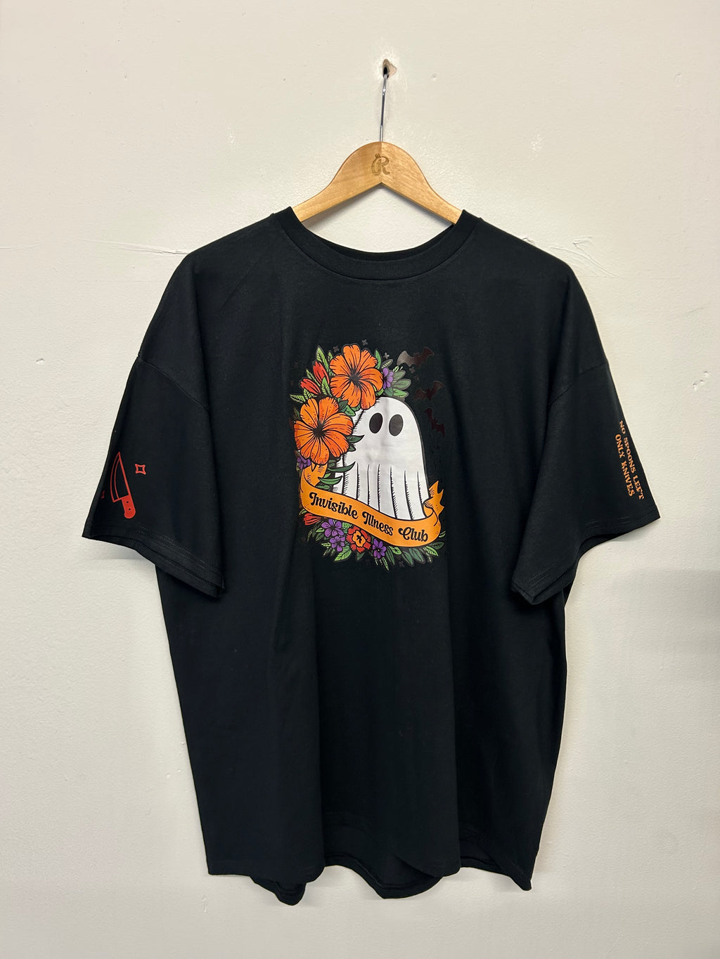 SALE TEE INVISABLE ILLNESS CLUB  BLACK 2XL
