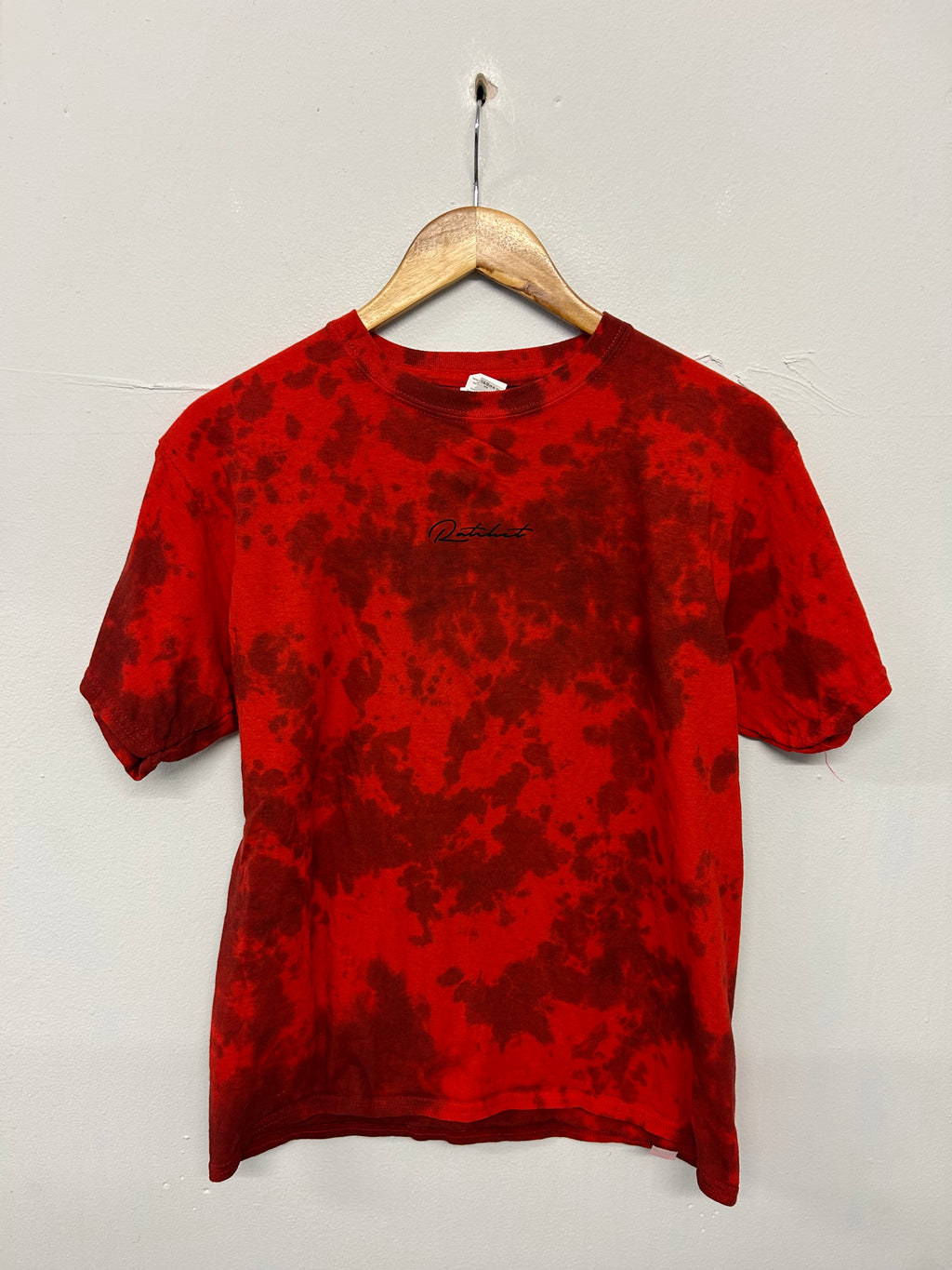 SALE KIDS RED/ BLACK TEE  XL