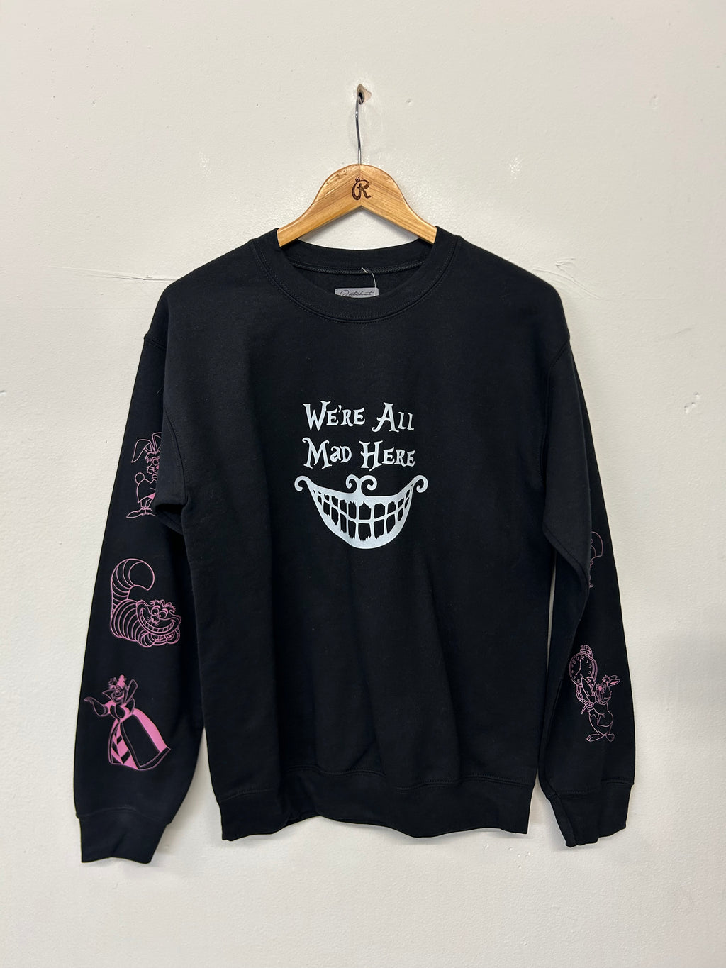 SALE SWEAT BLACK WE ARE ALL MAD SMALL